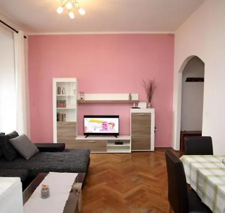 Apartment Una Pula Exterior photo